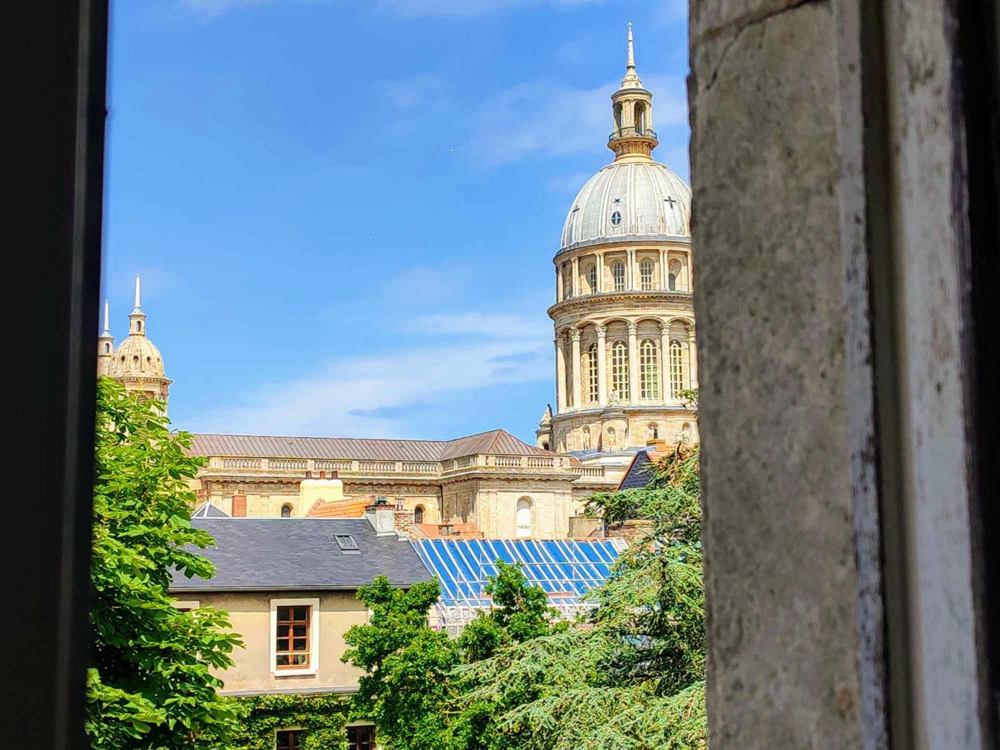 Vue Basilique, Au Coeur De La Vieille Ville Boulogne-sur-Mer Buitenkant foto